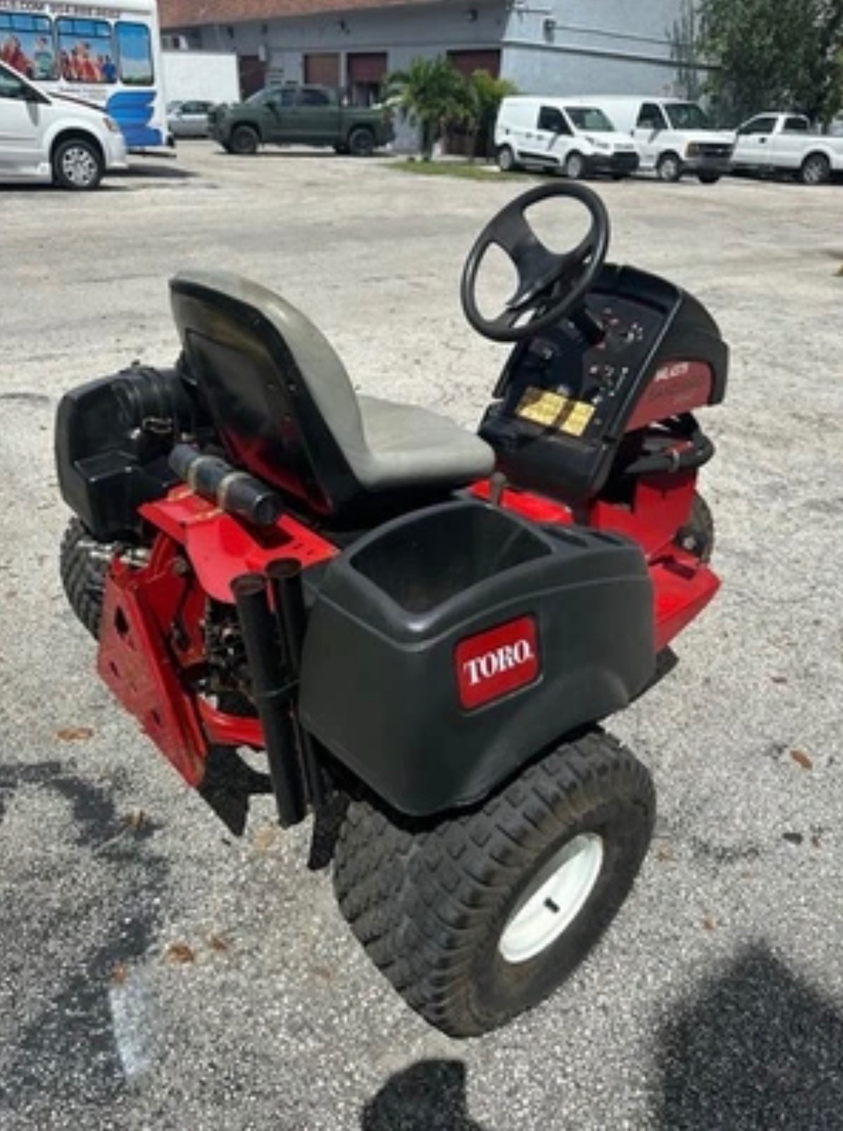 Toro Sand Pro 3040 Sand Trap Rake / Ball Field Groomer – 2013 – Rear Hydraulics 9
